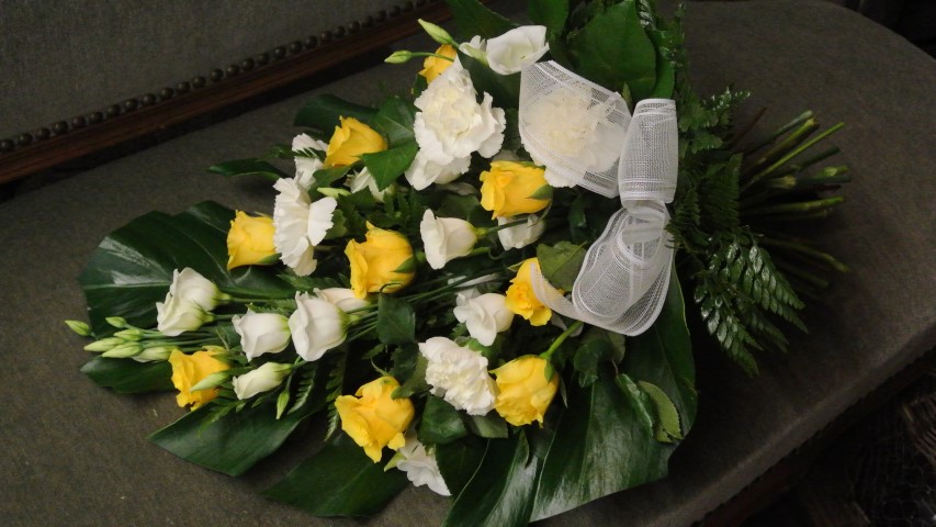 HAUTAKIMPPU_NRO307-4 Hautakimppu 206