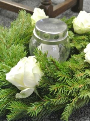 Havuseppel ja kynttilä