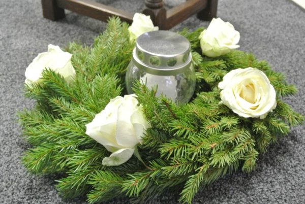 Havuseppel ja kynttilä