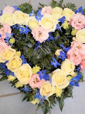 Kukitettu sydän 051